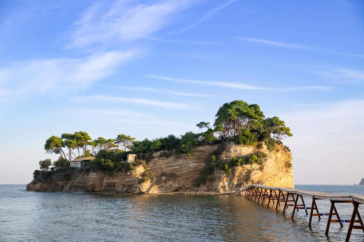Cameo Island