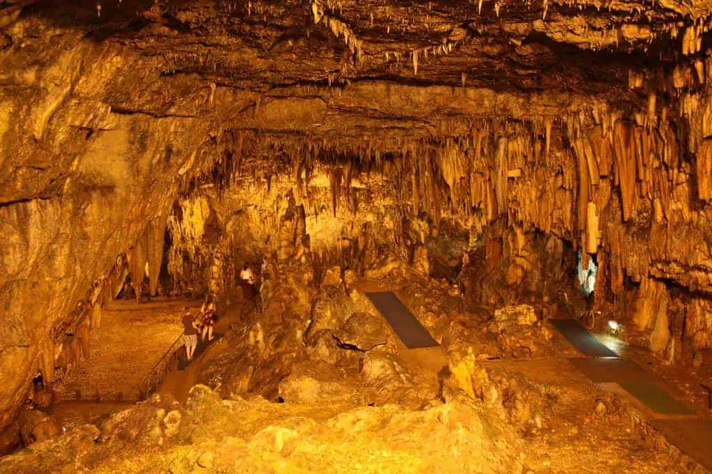 Drogorati Caves Kefalonia